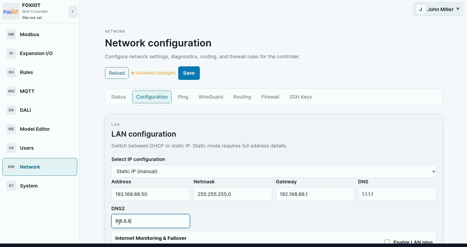 Wolf-App LAN configuration with Static IP selected and the address, netmask, gateway and DNS fields filled in